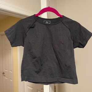 Fitted workout top brand new never worn size large workout shirt